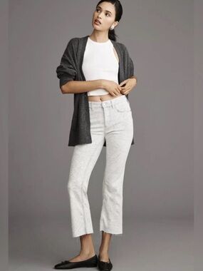 NWT Anthropologie The Yaya Mid-Rise Crop Flare Jeans by Pilcro size 27